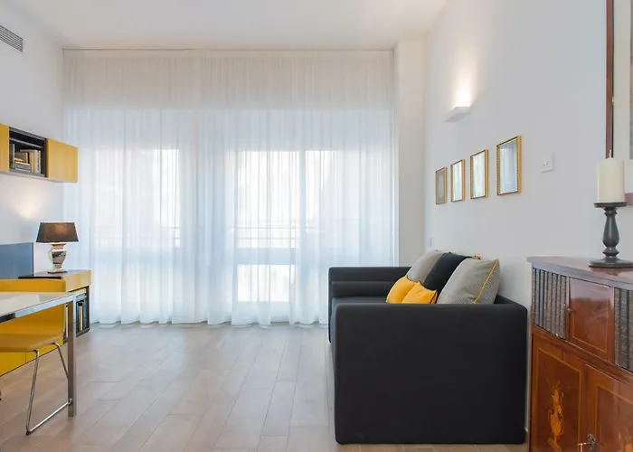 Casa de hóspedes Brera 4*