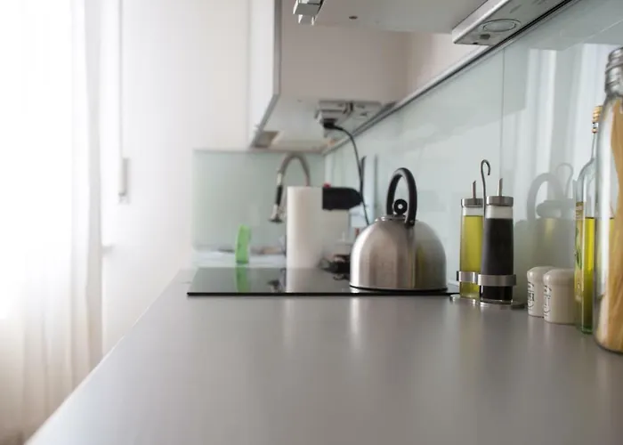 Apartment Convenient And Private Place In Milan Milan