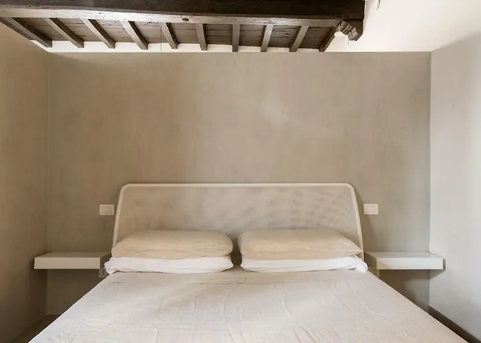 Le Scuderie Di Sant'ambrogio * Milán