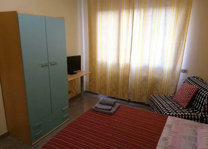 L'isola Di Romy Гостевой дом Милан