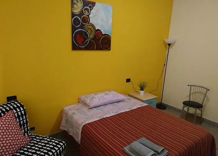 L'isola Di Romy Гостевой дом Милан