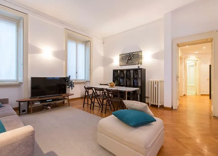 Design Ampio E Luminoso Milão