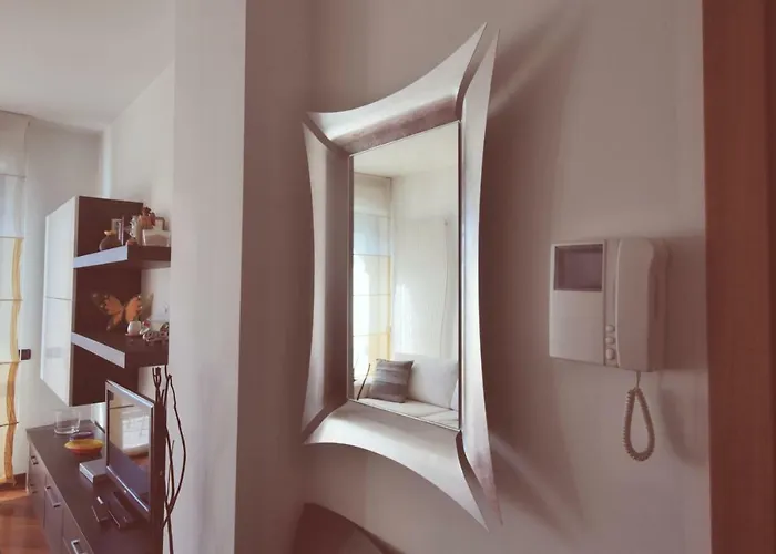 Orea Spiti - Charming Flat & Canal View Few Steps From Movida *