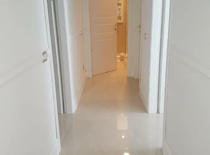 Milano Central Apartment