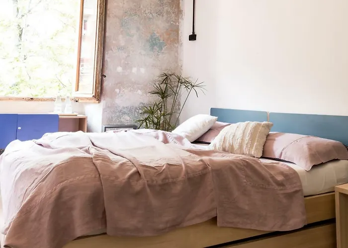 Un Posto A - All'interno Di Cascina Del 700 3* Milão