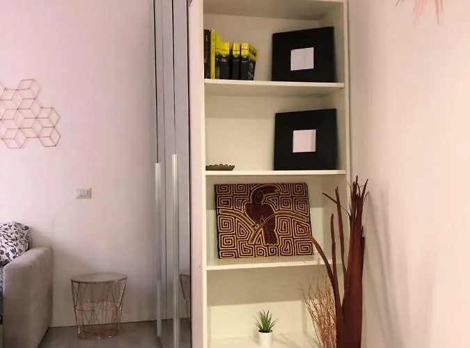 Joy House -central Near Metro Arco Della Pace Brera-entire Perfect For Work & Play, Nightlife With Ac & Fast Wifi Welcome To The Cool Joy House! Apartmán
