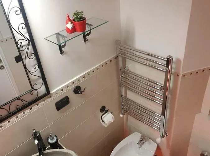Apartman In Certosa Station *