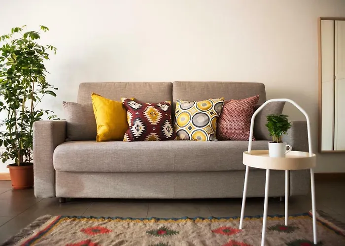 Apartamento Flat With Private Garden- Direct Metro Connection To Duomo In 15 Min Milán