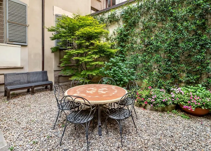 Antica With Outdoor In The Heart Of Centre, 4 Bedrooms Lägenhet *