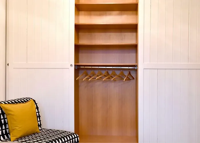 Flat With Private Garden- Direct Metro Connection To Duomo In 15 Min Milán
