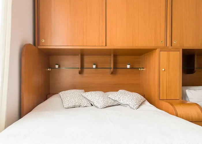 Chiarilu Near The Center Politecnico Fair And Life Apartman *