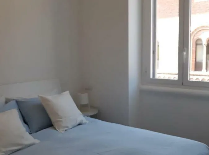 Con Vista Apartment *