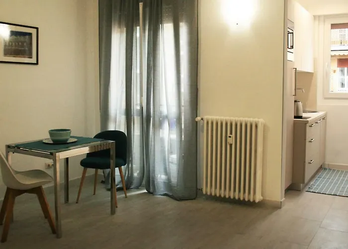 Clever House Apartment