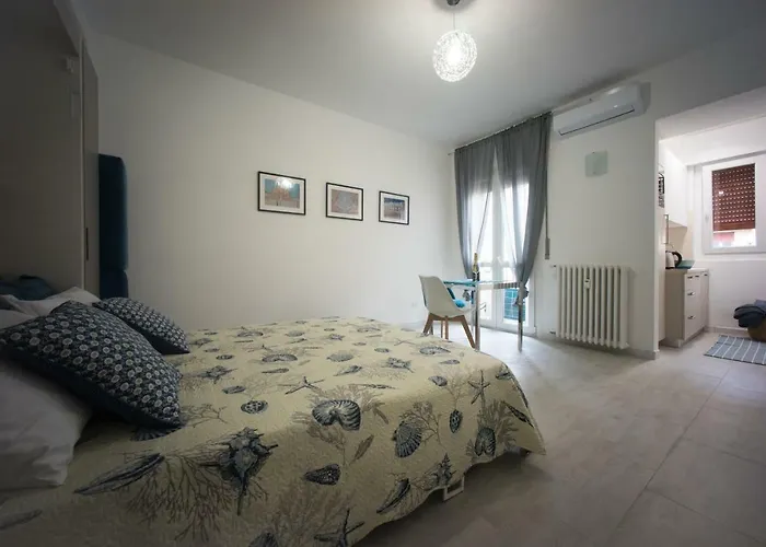 Clever House Apartment *