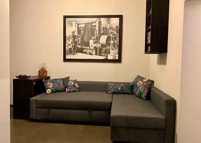 Fra Storia E Modernità Appartement