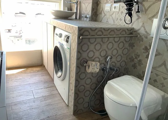 아파트 Luxury Unique View Near Main Station *