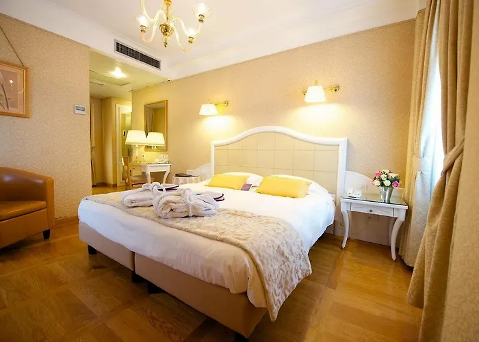 Mercure Centro Отель Милан