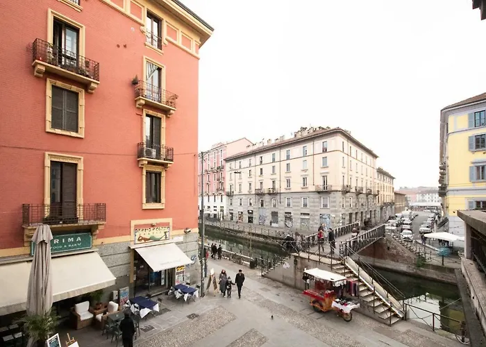 Alzaia 54 Navigli * 밀라노