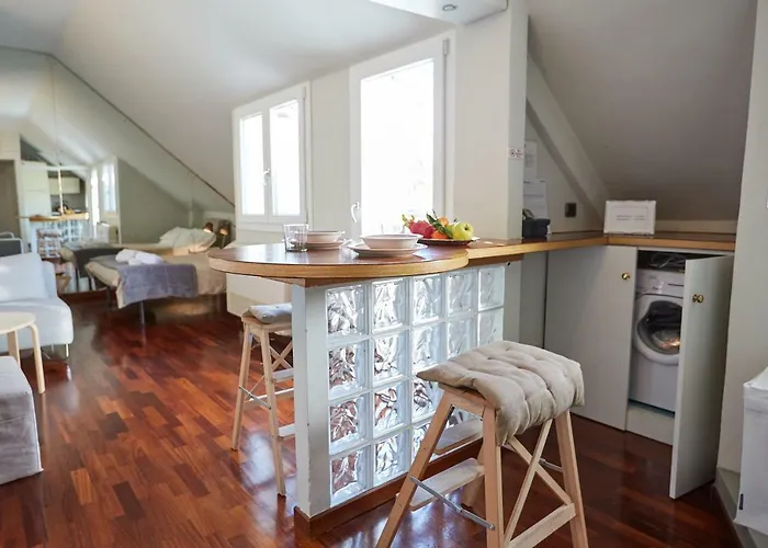 Guesthost - Con Balcone Per 2 Persone * Milano