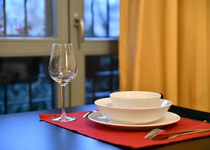 Flat With Private Garden- Direct Metro Connection To Duomo In 15 Min * Milánó