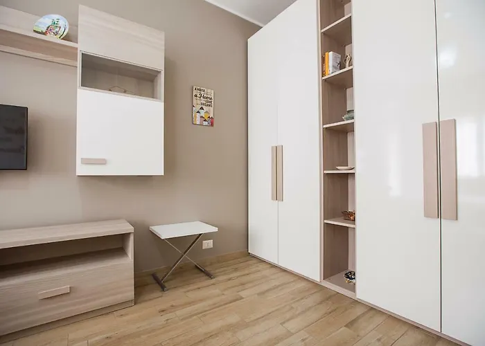 Lorenteggio Apartment Mailand