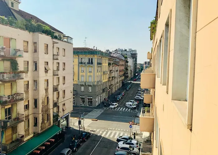 Apartman Luxury Flat By Station / Unique View Milánó