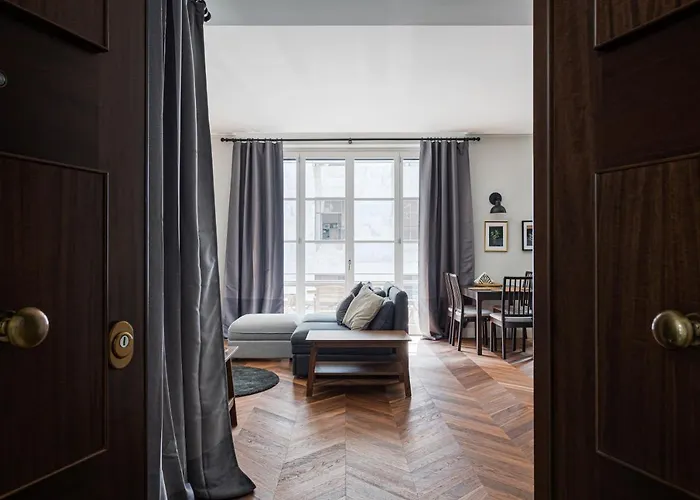 Apartment Hostmate -milano - Via Freguglia - Guastalla *