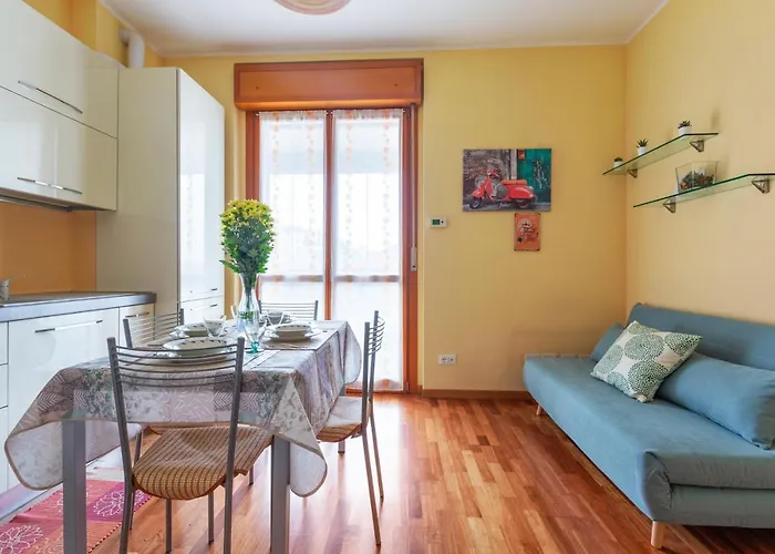 Savona District Terrace Flat *