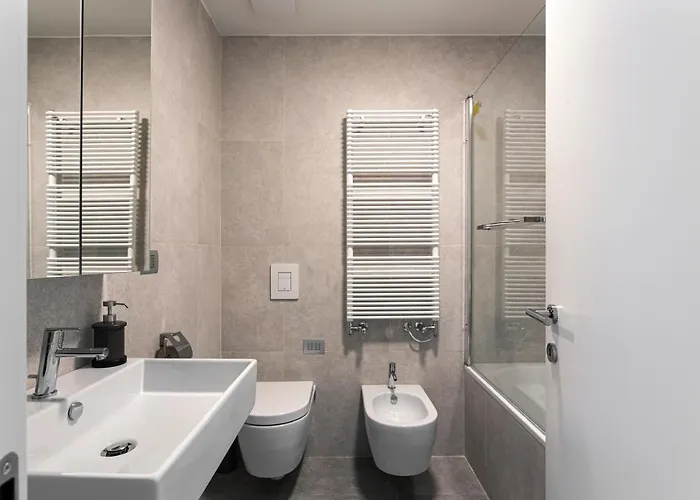 Hostmate -milano - Via Freguglia - Guastalla Apartment *