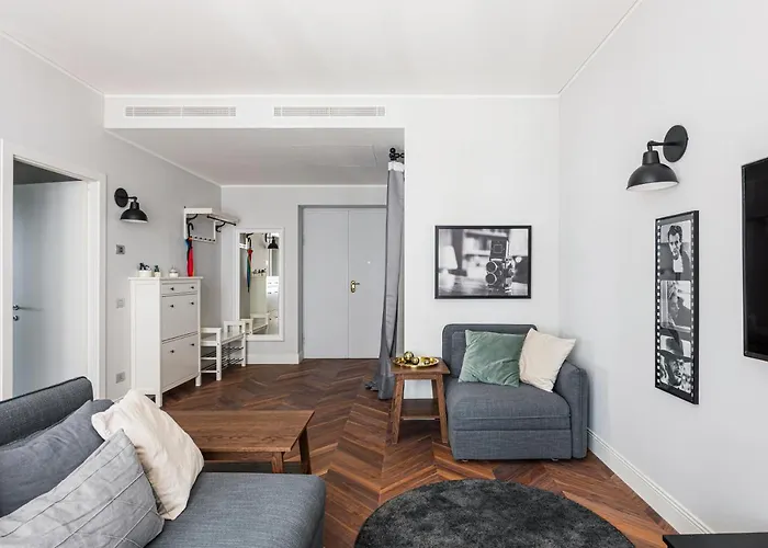 Hostmate -milano - Via Freguglia - Guastalla *