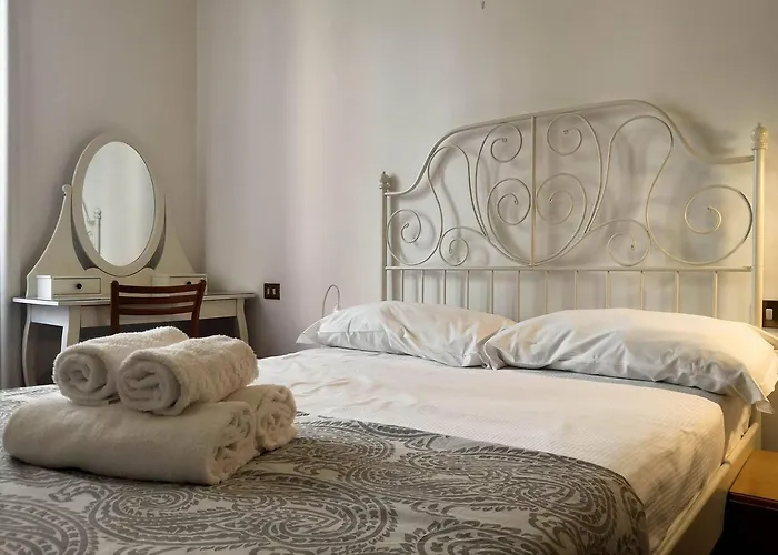 Joivy 1 Bedroom Next To Piazza Leonardo Da Vinci Apartman