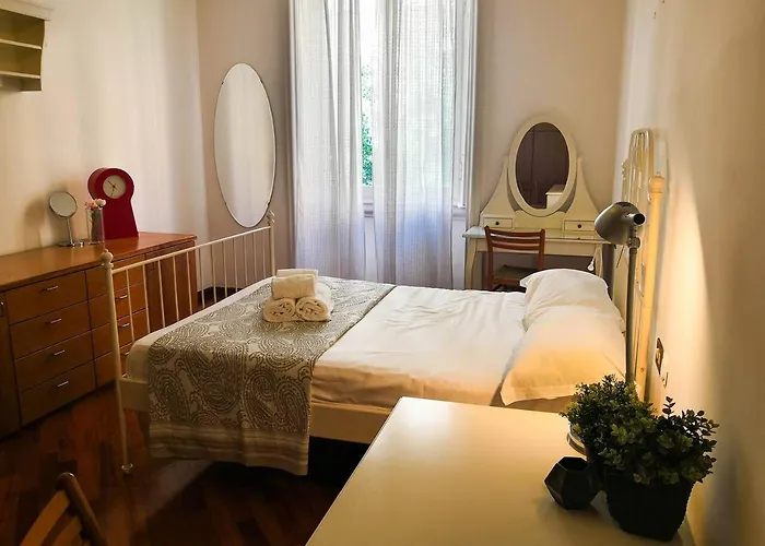Apartman Joivy 1 Bedroom Next To Piazza Leonardo Da Vinci Milánó