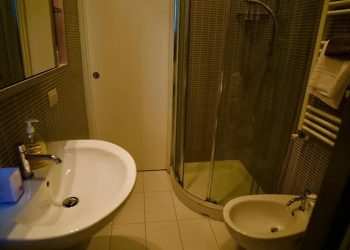 Splendido Trilocale Zona Isola Lejlighed