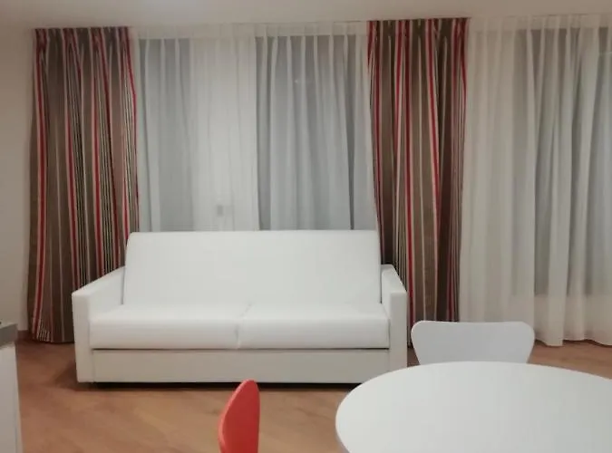 Bb Isola Aparthotel Milano
