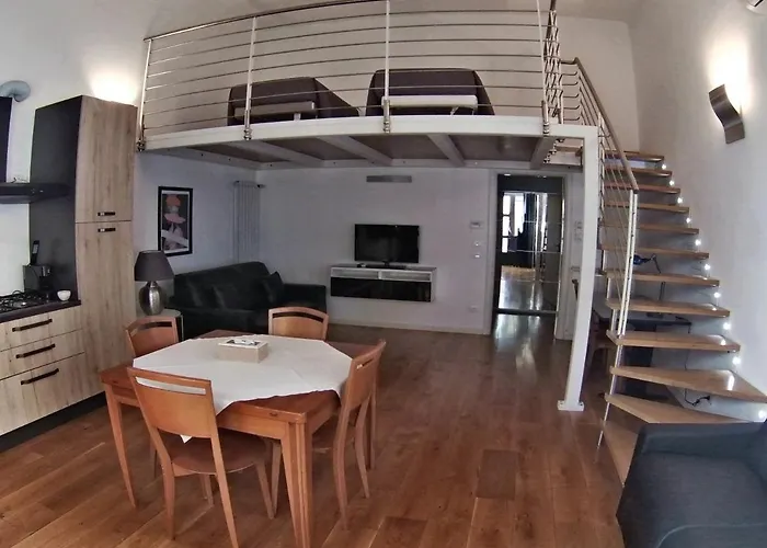 Apartament La Maison Del Capestrano *