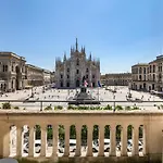 Duomo Cathedral View - Luxury Apartament *