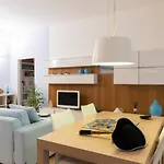 Albero Azzurro Daire Milano