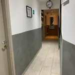 Old * Μιλάνο