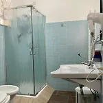 Hostel Old *