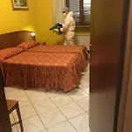 Hotel La Caravella 2*