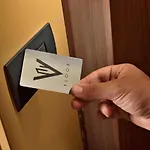 فندق ميلانو فيرتيكال | أونا إسبيرينزي 4*