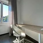 Bright 4-bedroom Near San Siro Apartman *