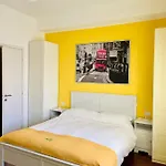 Via Padova 165 Affittacamere 3*