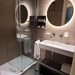Santarella 4*