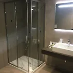 Welcome Hotel 3*