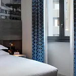 Hotel Iq