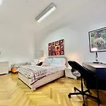 Central Apartment 公寓