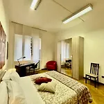 公寓 Central Apartment 米兰