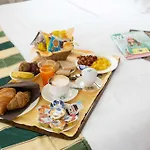 Mirage Sure Collection By Western Hotel 4*