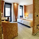 Hotel Pierre Milão